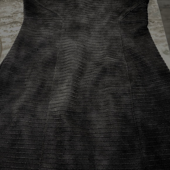 LADIES BLACK DRESS👗 - Picture 4 of 5